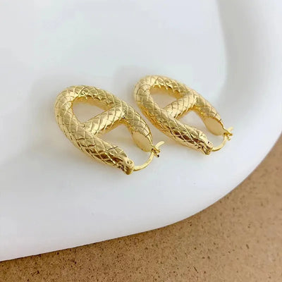 18K Gold Pig Nose Earrings: Stylish Gift